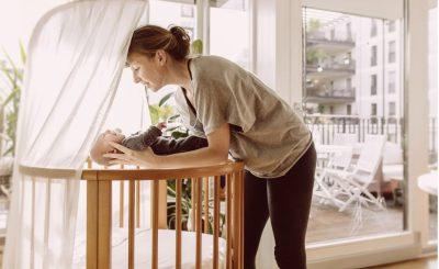 Using Muslin Blankets for Temperature Regulation in the Crib